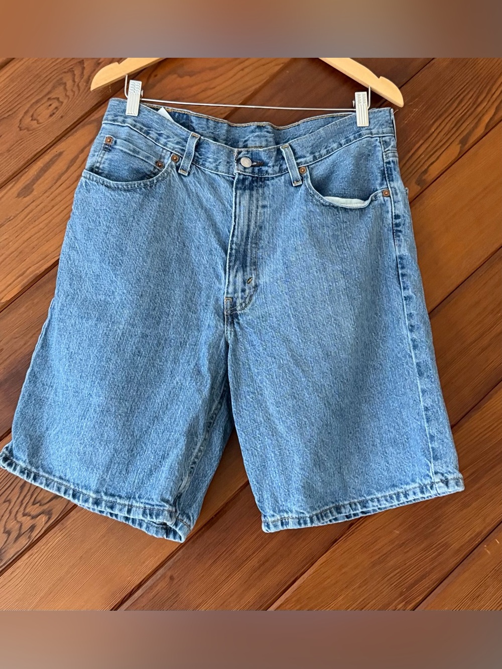 Levi’s 550 Relaxed Fit Denim Shorts Light Wash W34 Jorts